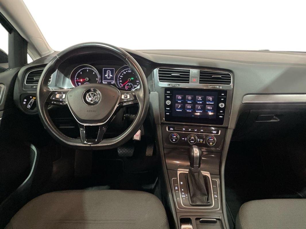 Volkswagen Golf - Photo 24