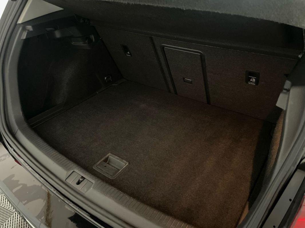 Volkswagen Golf - Photo 32