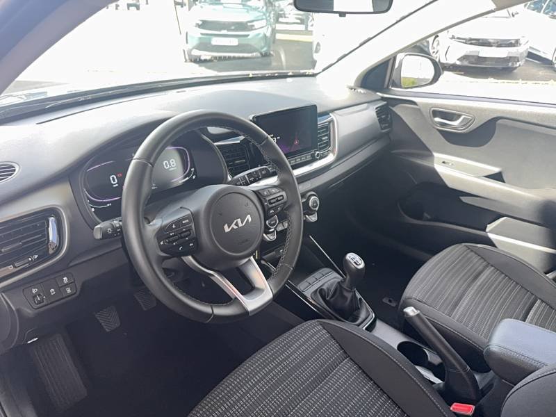 Kia Stonic - Photo 11