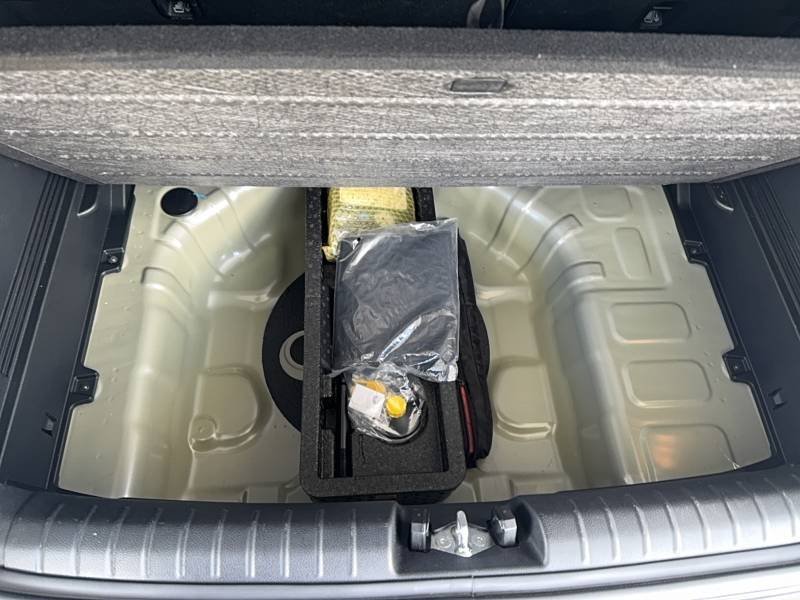 Kia Stonic - Photo 20