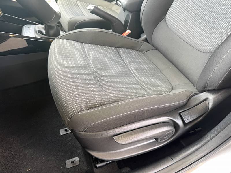 Kia Stonic - Photo 29