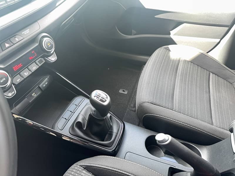 Kia Stonic - Photo 40