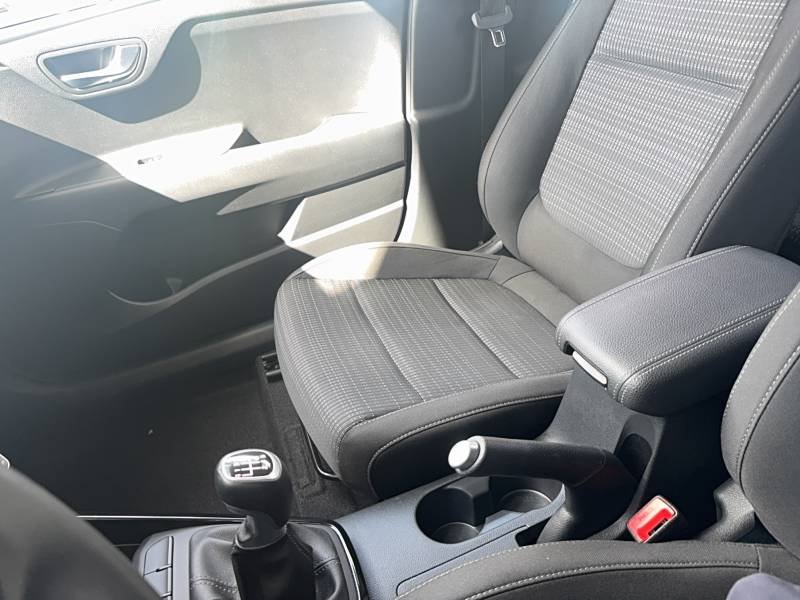Kia Stonic - Photo 41