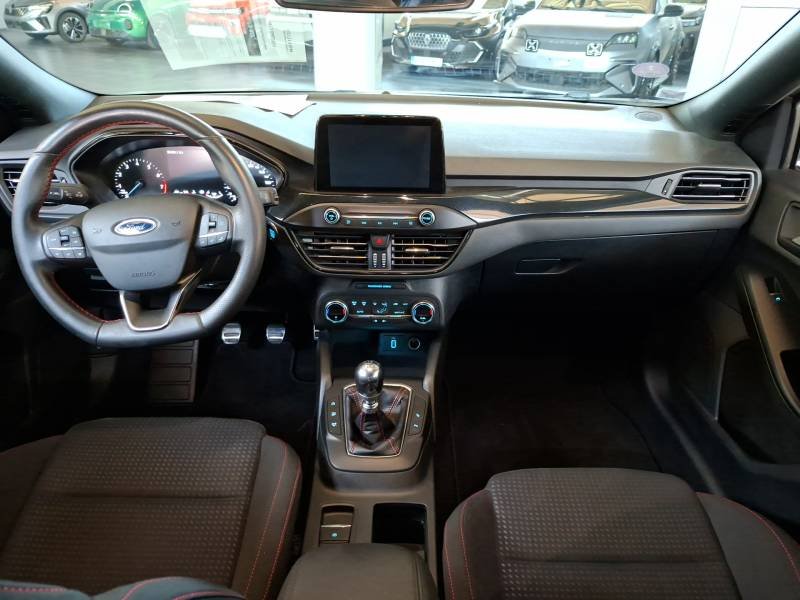 Ford Focus - Photo 11