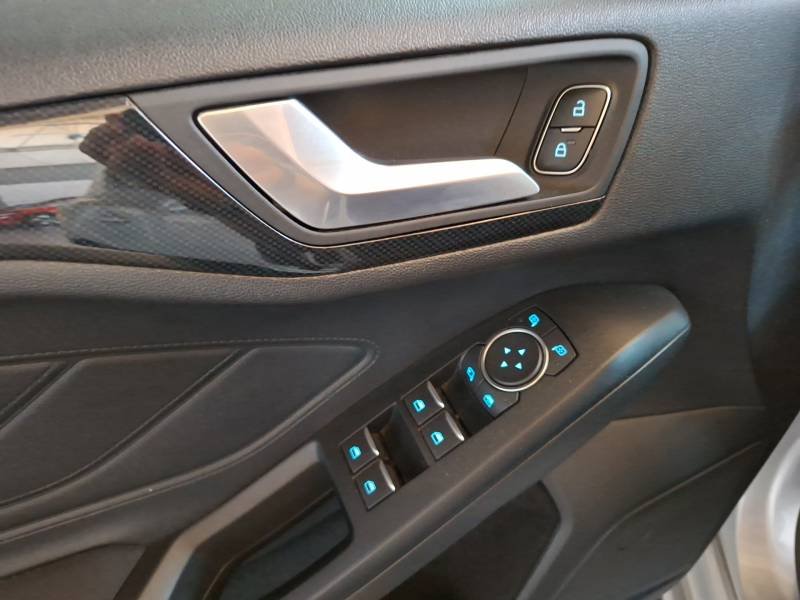 Ford Focus - Photo 14