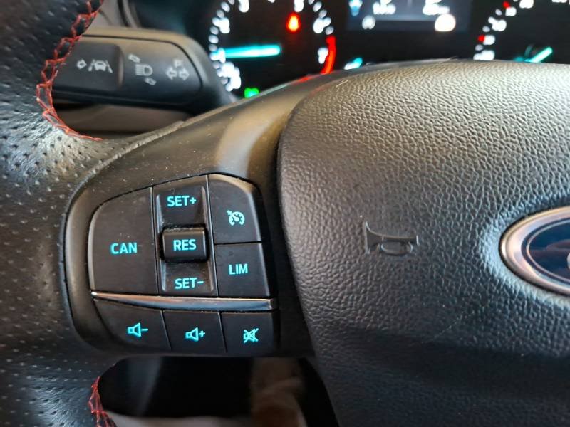 Ford Focus - Photo 20