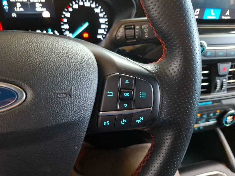 Ford Focus - Photo 21