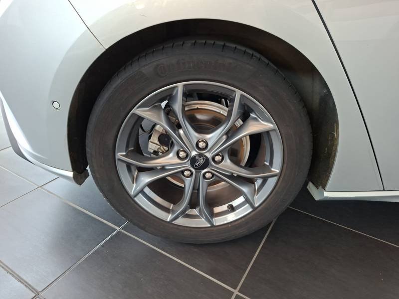 Ford Focus - Photo 43