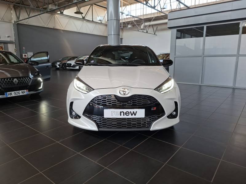 Toyota Yaris - Photo 8