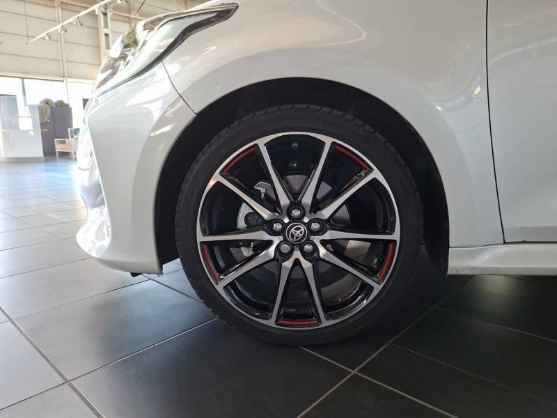 Toyota Yaris - Photo 9