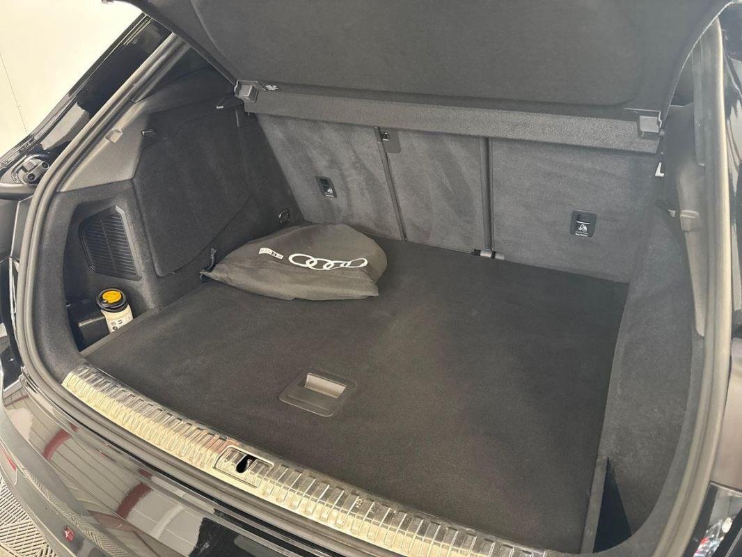 Audi Q3 - Photo 32