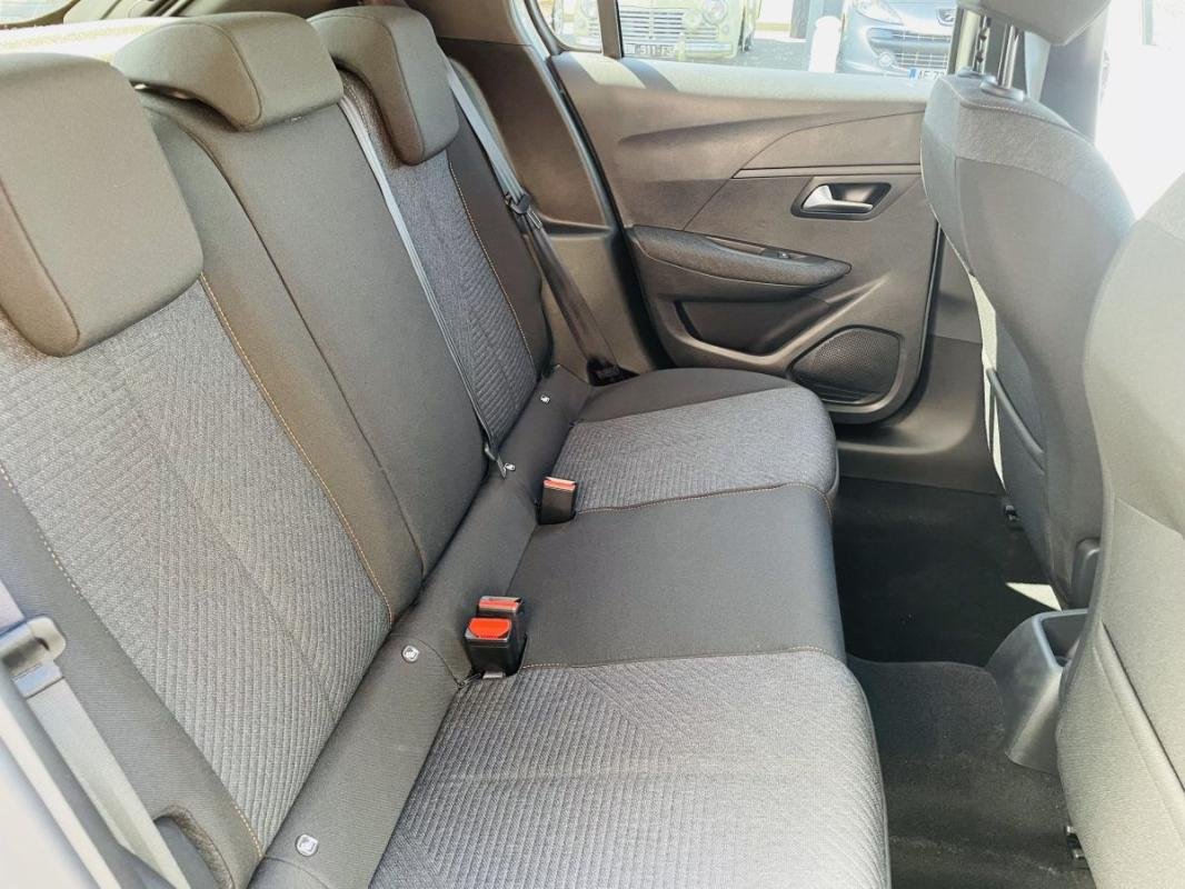 Peugeot 208 - Photo 19