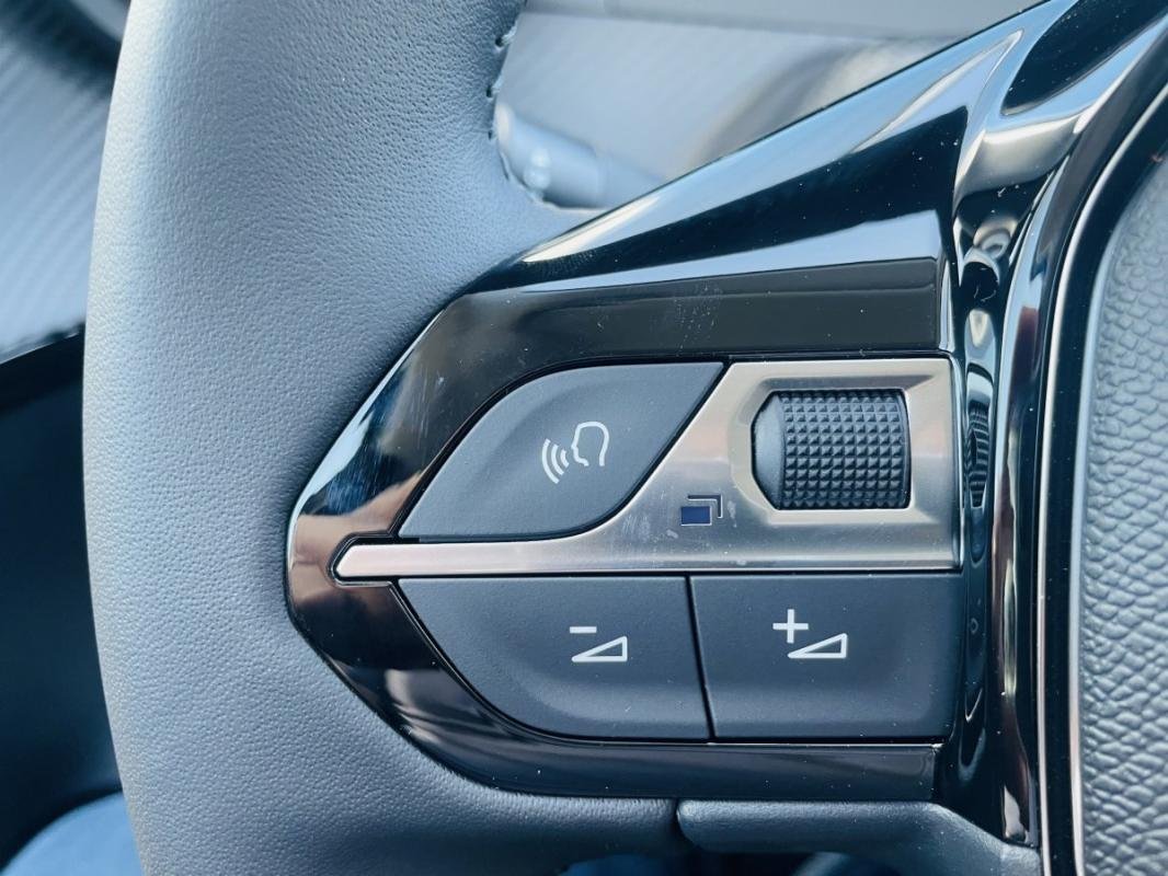 Peugeot 208 - Photo 29