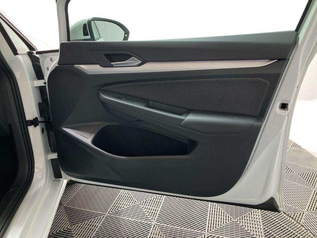 Volkswagen Golf SW - Photo 15