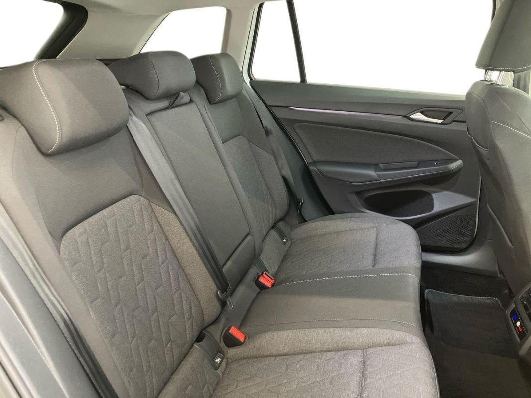 Volkswagen Golf SW - Photo 23