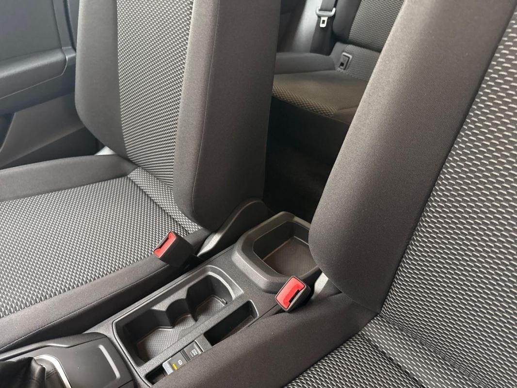 Volkswagen T-Roc - Photo 12