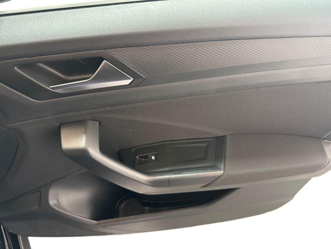 Volkswagen T-Roc - Photo 15