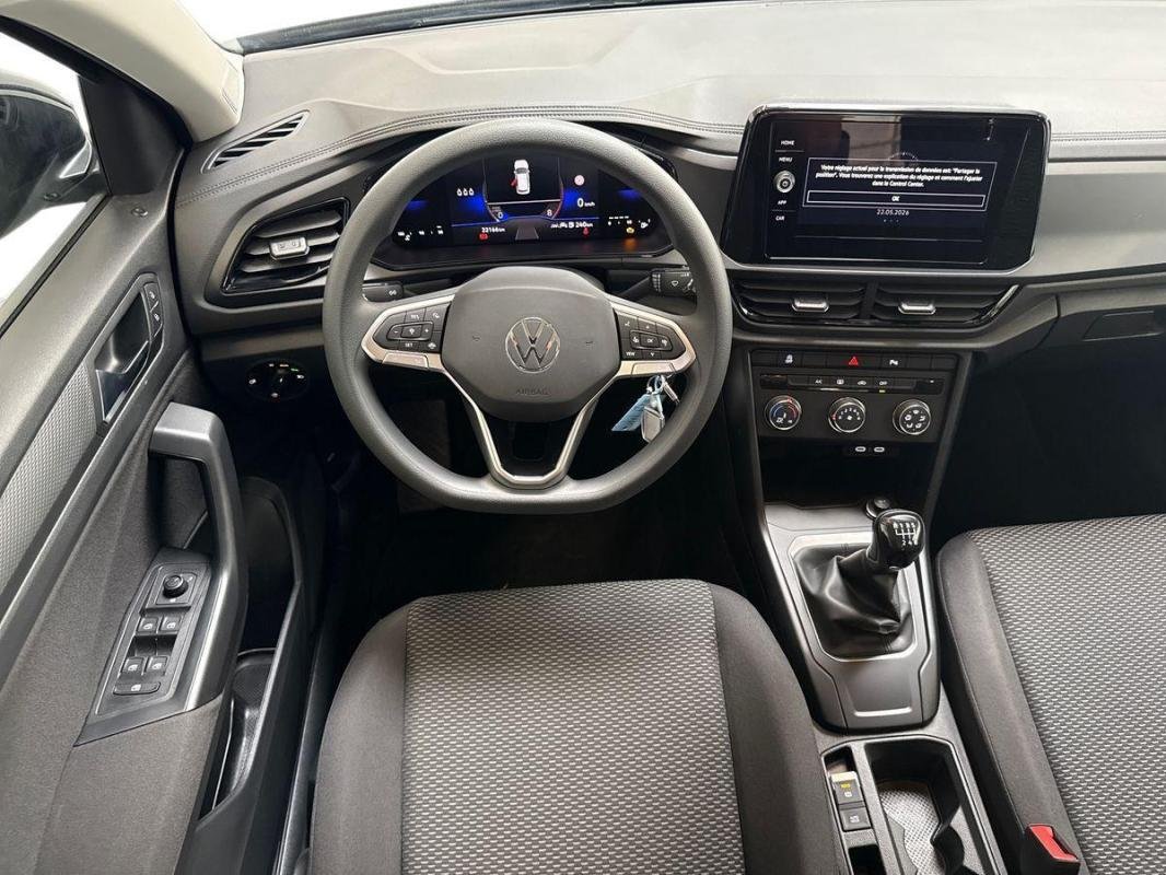 Volkswagen T-Roc - Photo 33