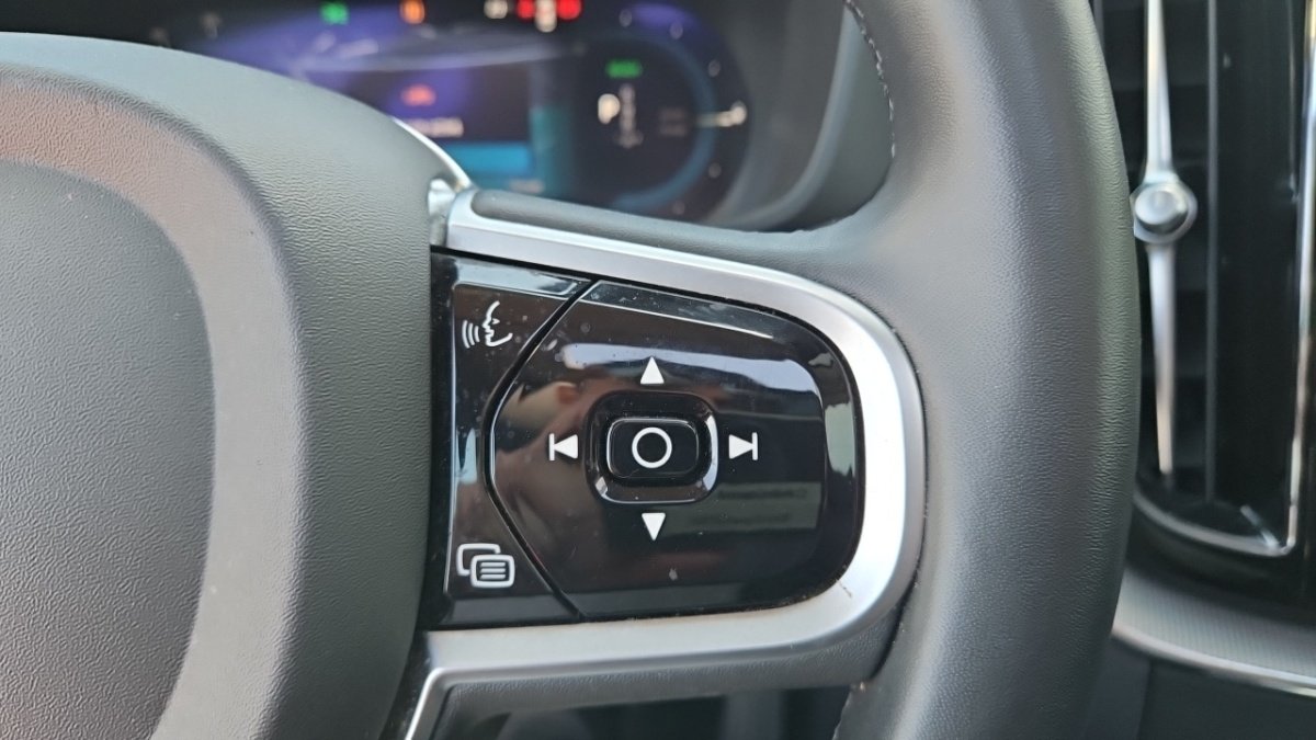 Volvo XC60 - Photo 19