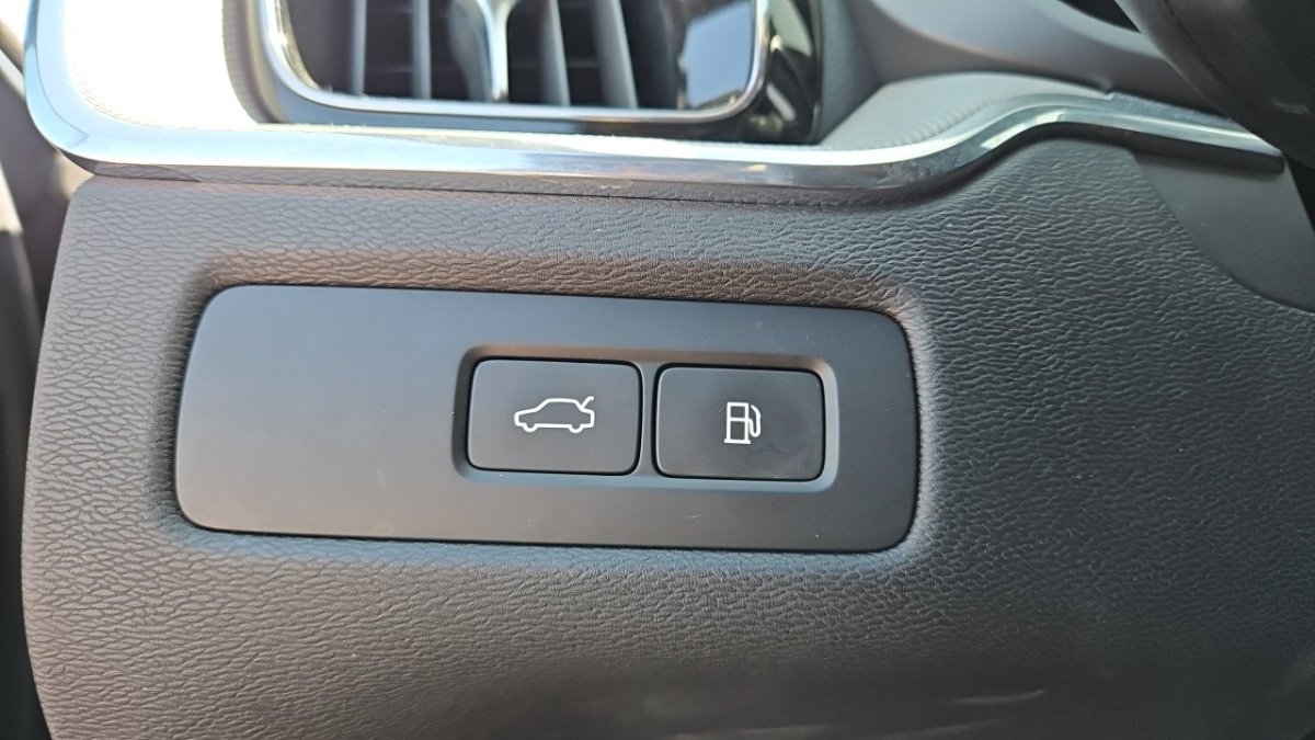 Volvo XC60 - Photo 23