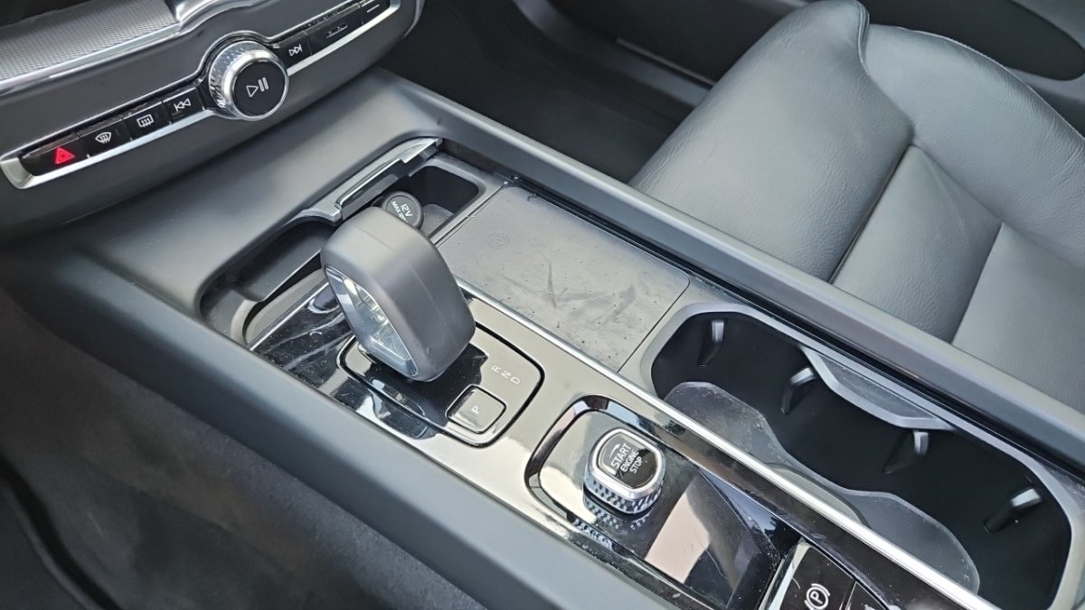 Volvo XC60 - Photo 26