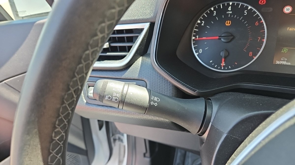 Renault Clio - Photo 23