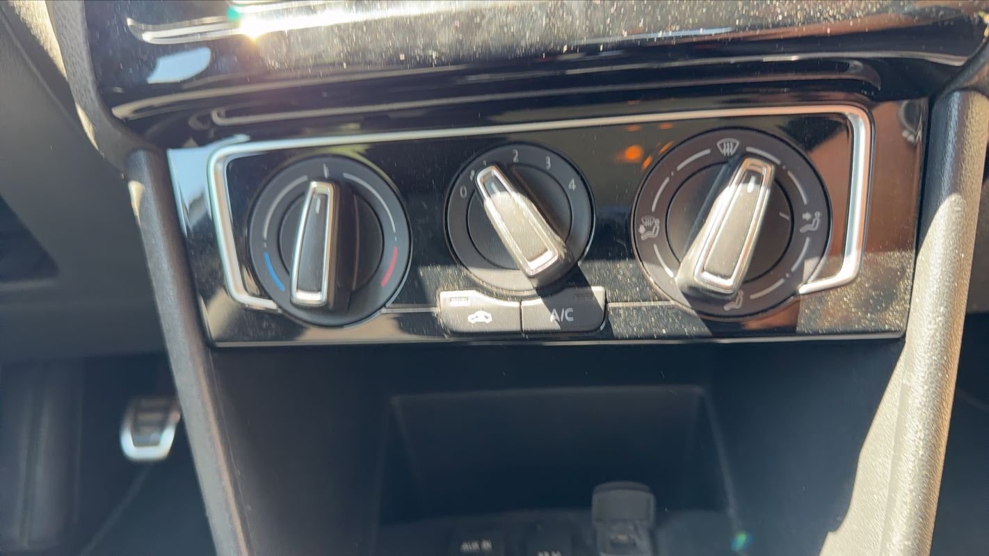 Volkswagen Polo - Photo 13