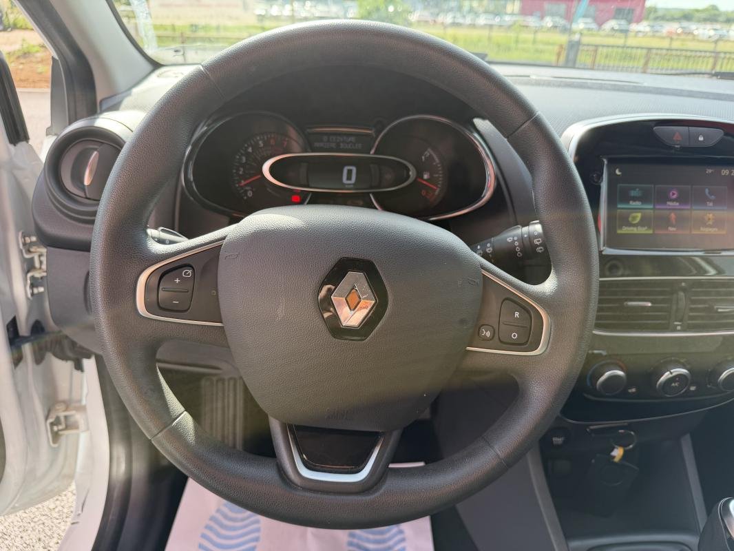Renault Clio - Photo 15