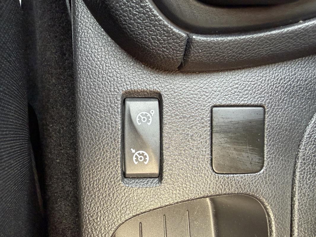 Renault Clio - Photo 22