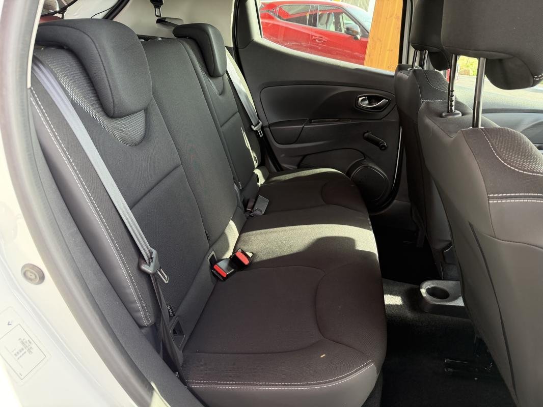 Renault Clio - Photo 25