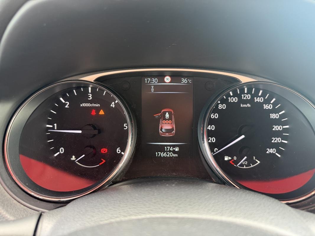 Nissan X-Trail - Photo 18