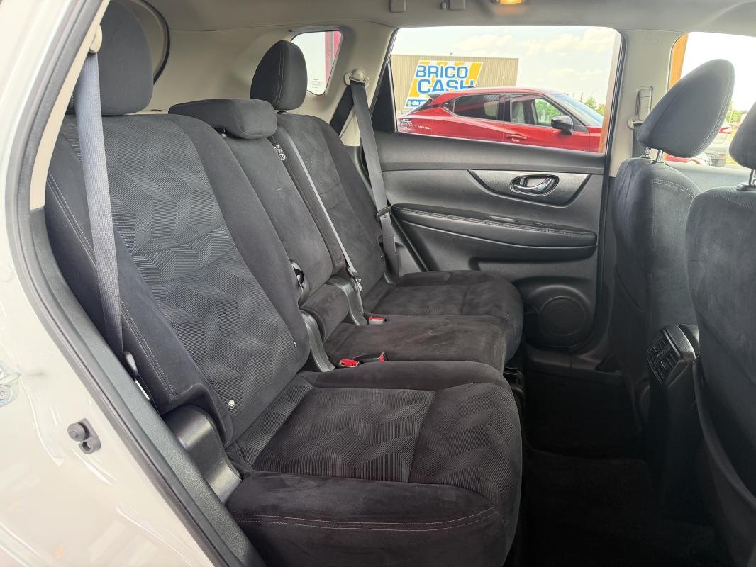 Nissan X-Trail - Photo 23