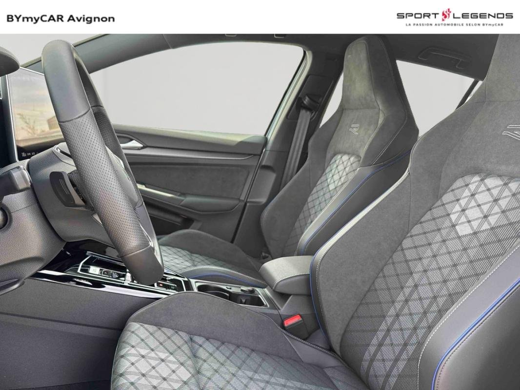 Volkswagen Golf - Photo 32