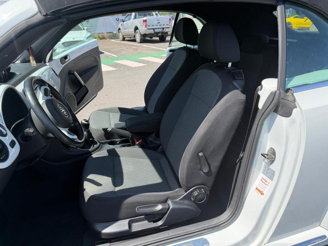 Volkswagen Beetle - Photo 10