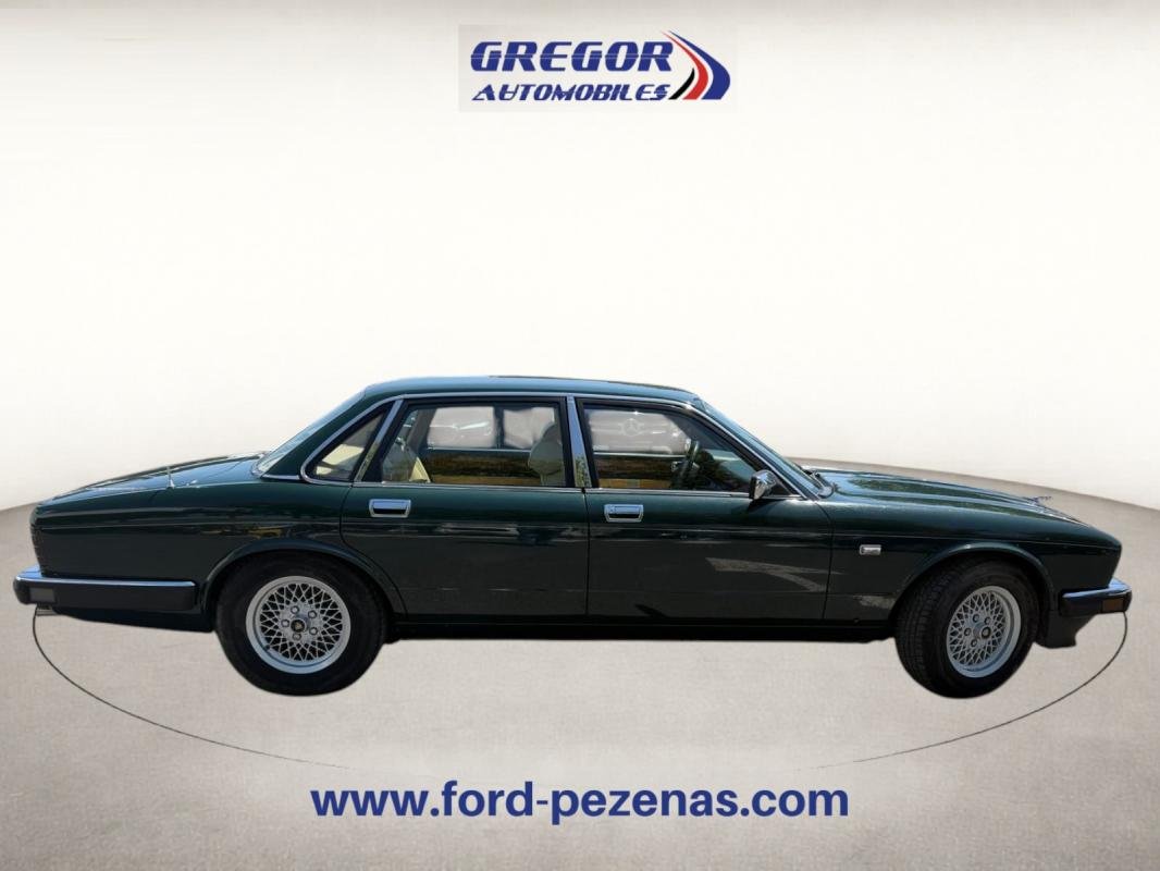Jaguar XJ - Photo 8