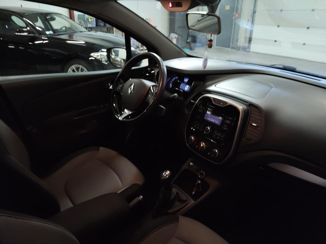 Renault Captur - Photo 11