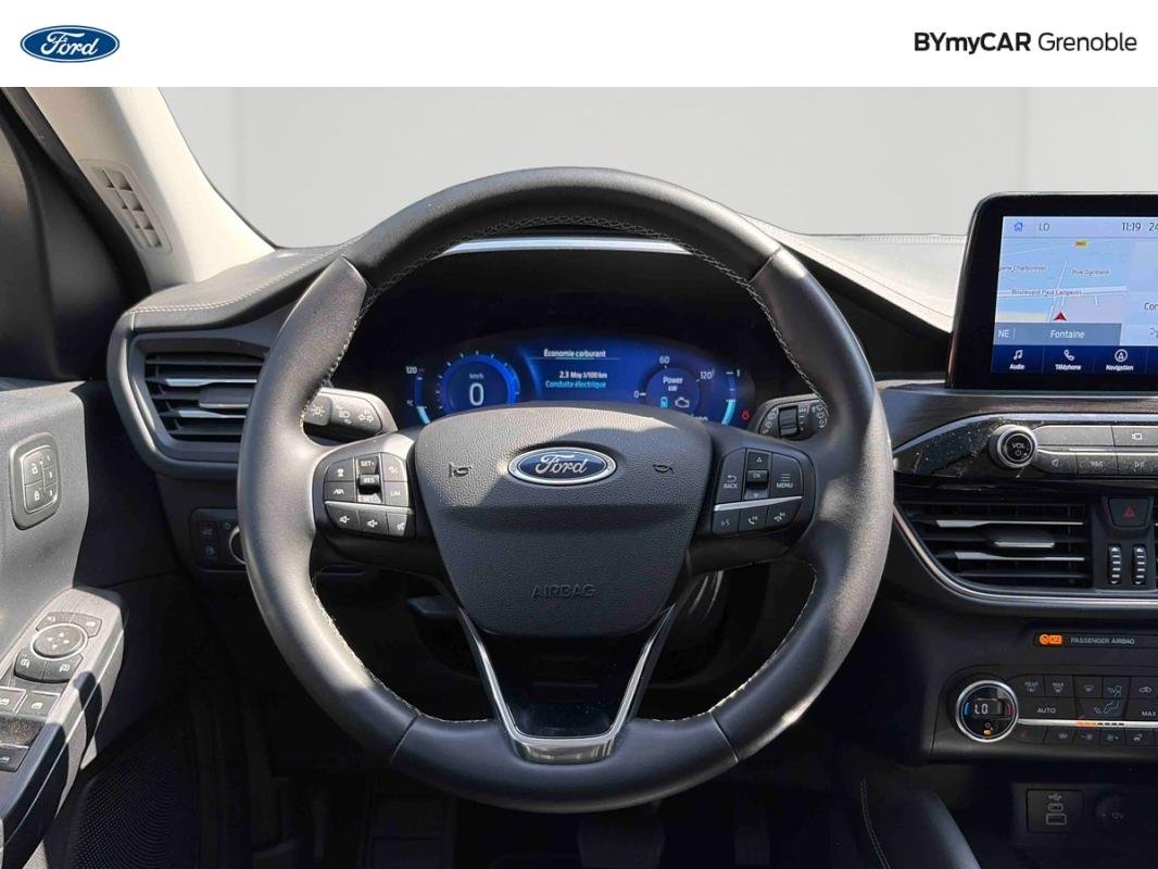 Ford Kuga - Photo 11