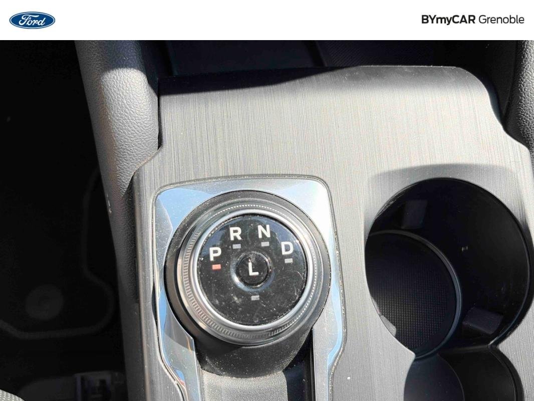 Ford Kuga - Photo 12