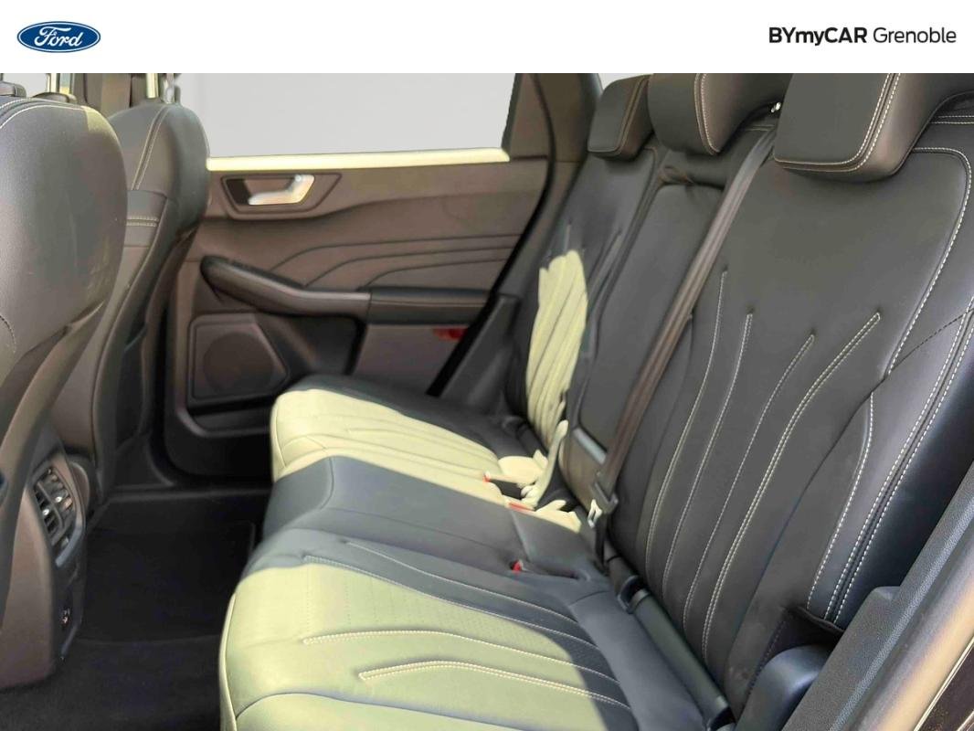 Ford Kuga - Photo 14