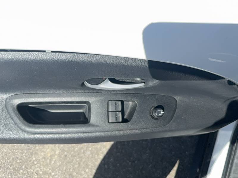 Toyota aygo x - Photo 17