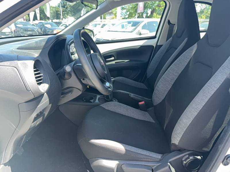 Toyota aygo x - Photo 10