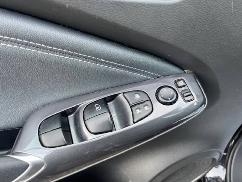 Nissan Juke - Photo 12