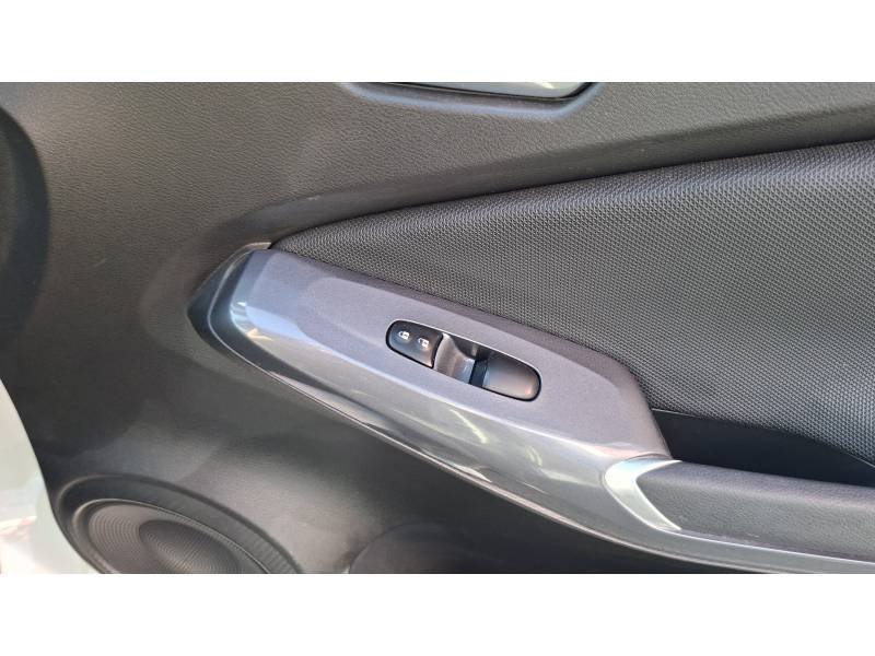 Nissan Juke - Photo 30