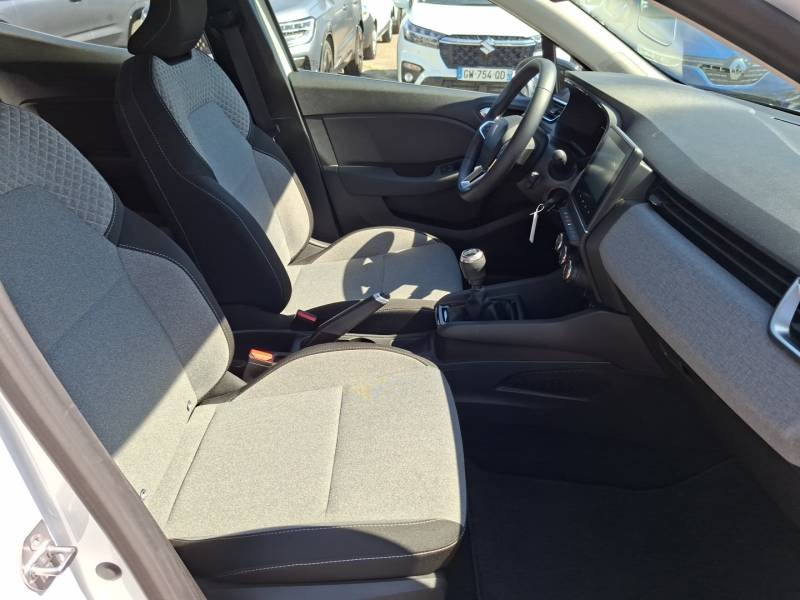 Renault Clio - Photo 22