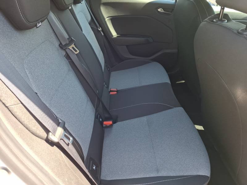 Renault Clio - Photo 21