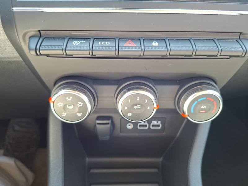 Renault Clio - Photo 25