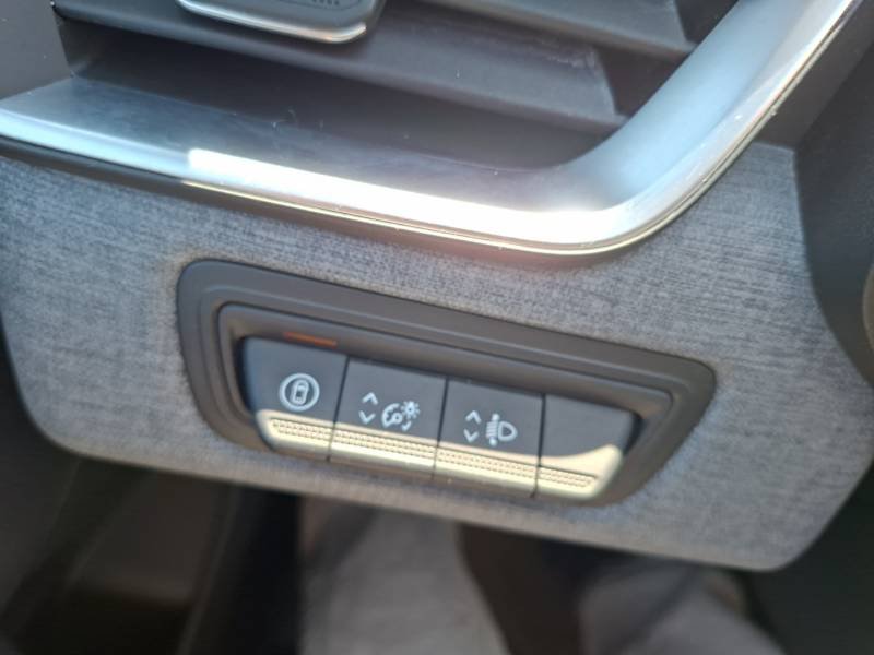 Renault Clio - Photo 31