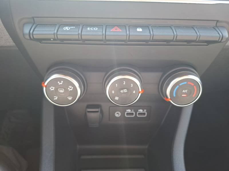 Renault Clio - Photo 25