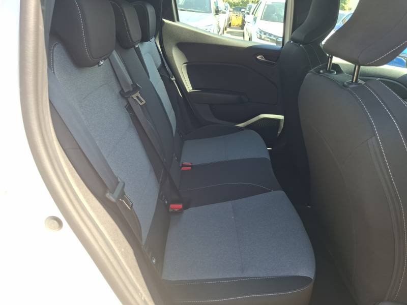 Renault Clio - Photo 21