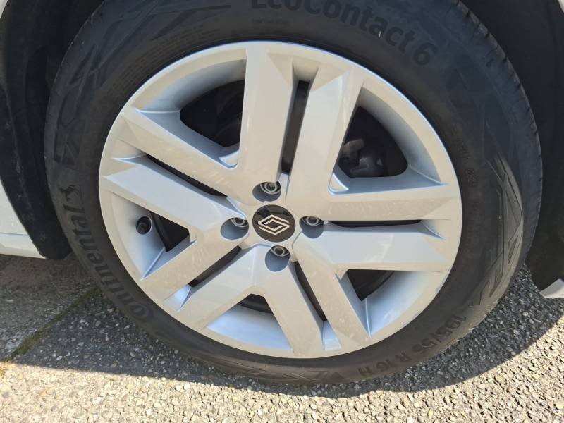 Renault Clio - Photo 23